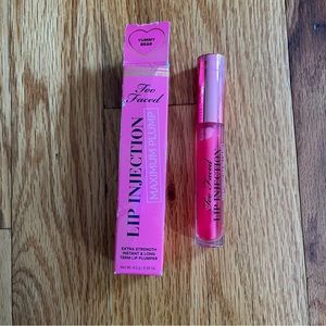 Too Faced Lip Injection Maximum Plump FULL SIZE lip gloss in shade YUMMY BEAR